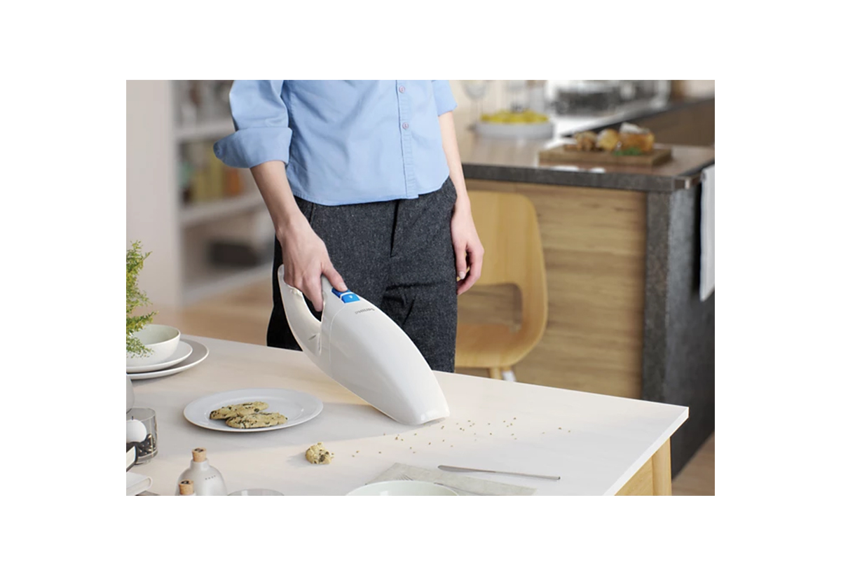 Απεικονίζεται το σκουπάκι κατα τη χρήση του 